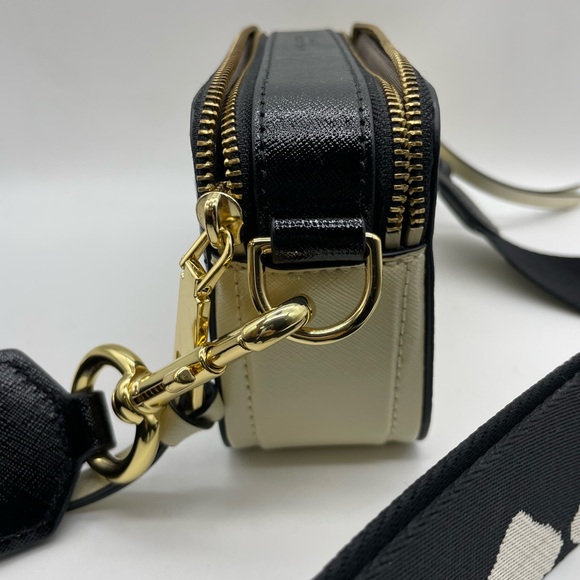 Marc Jacobs Snapshot Crossbody Bag - Picture 4 of 9